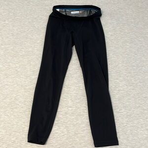 Columbia girl’s heat gear leggings size M